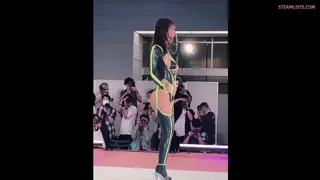 Juicy huge Japanese titties runway model definitely popped some boners I bet